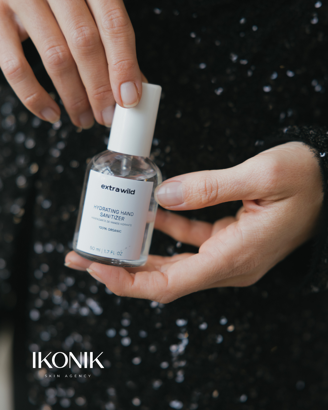 Hydrating Hand Sanitizer - hydraterende handgel - ikonik skin agency
